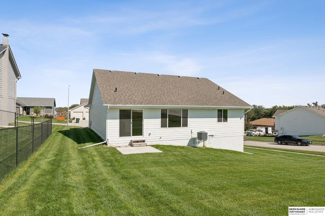 1423 Poulson Drive, Blair, NE 68008