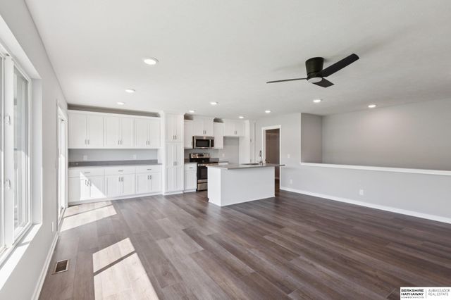 1423 Poulson Drive, Blair, NE 68008