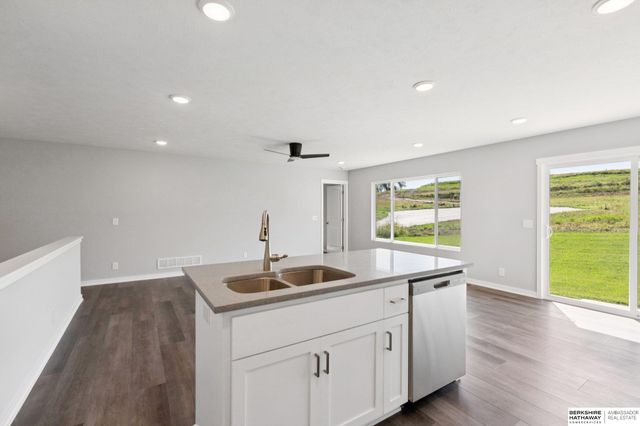 1423 Poulson Drive, Blair, NE 68008