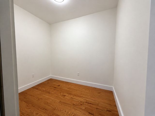 7 Murray Ct 2, Boston, MA 02128