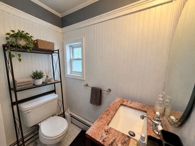 7 Murray Ct 2, Boston, MA 02128