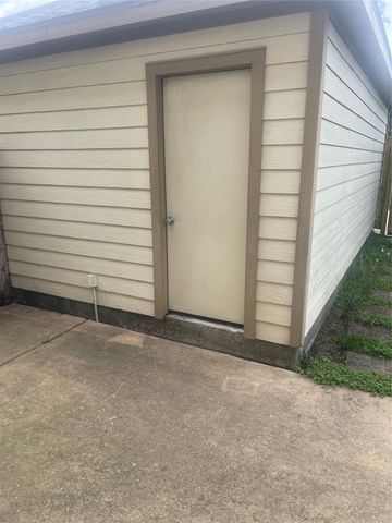 2215 Walnut Fair Lane, Spring, TX 77373