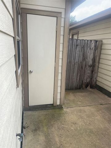 2215 Walnut Fair Lane, Spring, TX 77373