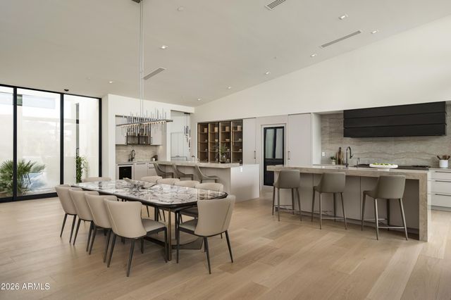 7545 N MOCKINGBIRD Lane, Paradise Valley, AZ 85253