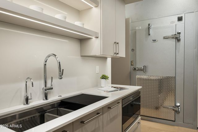 7545 N MOCKINGBIRD Lane, Paradise Valley, AZ 85253