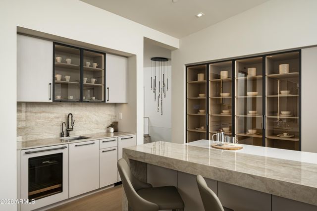 7545 N MOCKINGBIRD Lane, Paradise Valley, AZ 85253