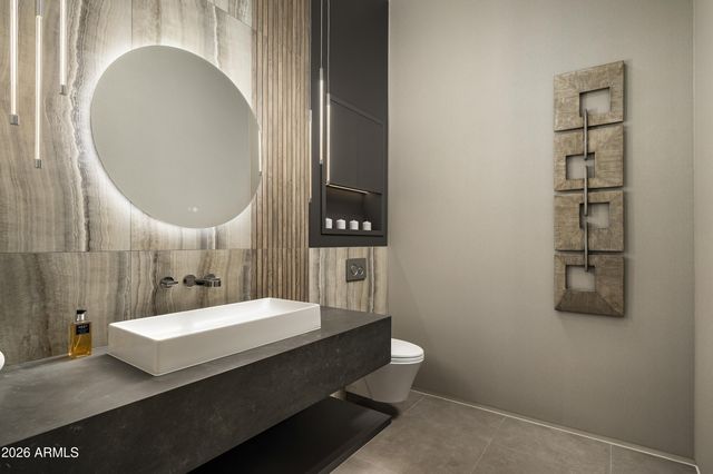 7545 N MOCKINGBIRD Lane, Paradise Valley, AZ 85253