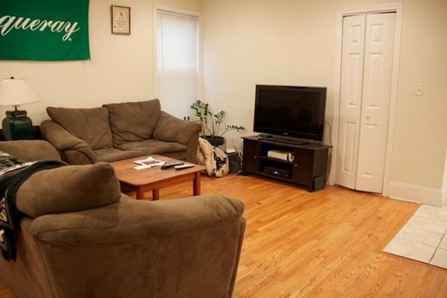 23 Aspinwall Avenue 1, Brookline, MA 02445