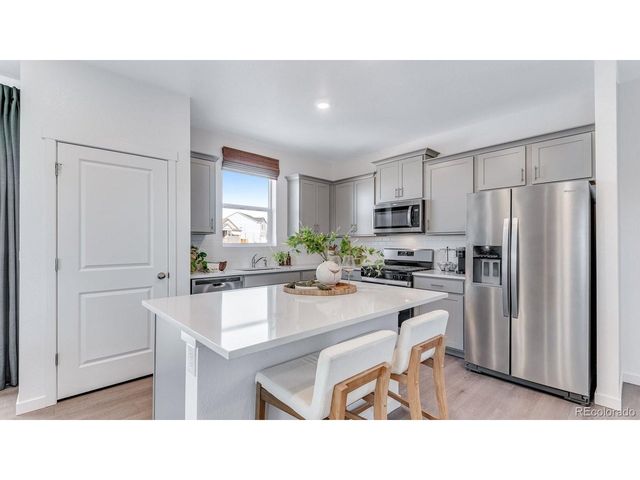 799 Ayrshire Rd, Johnstown, CO 80534