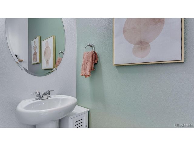 799 Ayrshire Rd, Johnstown, CO 80534