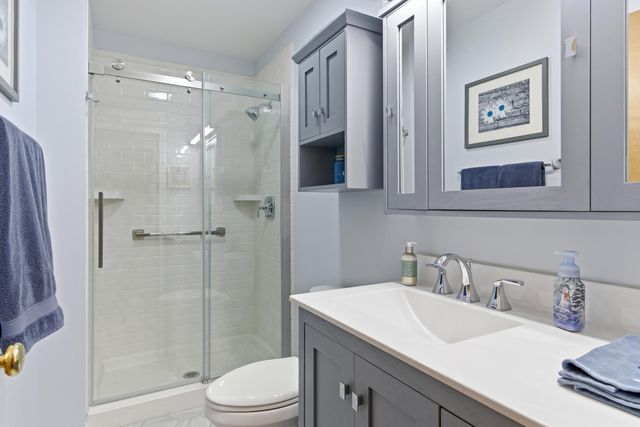 713 N Robin Court, Griffith, IN 46319