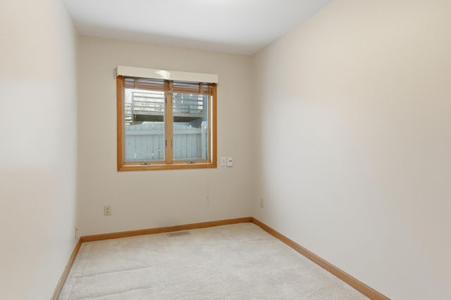 713 N Robin Court, Griffith, IN 46319