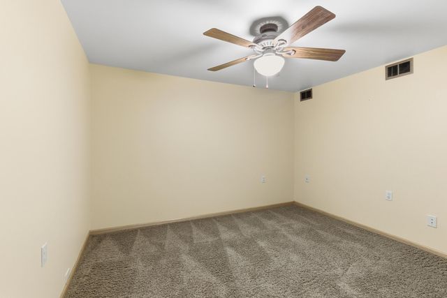 713 N Robin Court, Griffith, IN 46319