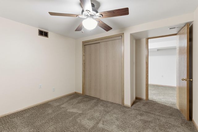 713 N Robin Court, Griffith, IN 46319