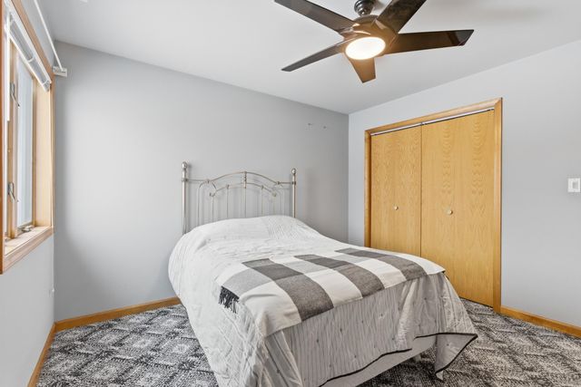 713 N Robin Court, Griffith, IN 46319