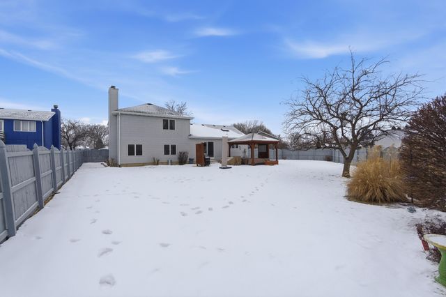 713 N Robin Court, Griffith, IN 46319