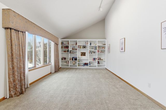 713 N Robin Court, Griffith, IN 46319