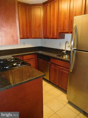 4390 LORCOM LN #512, Arlington, VA 22207