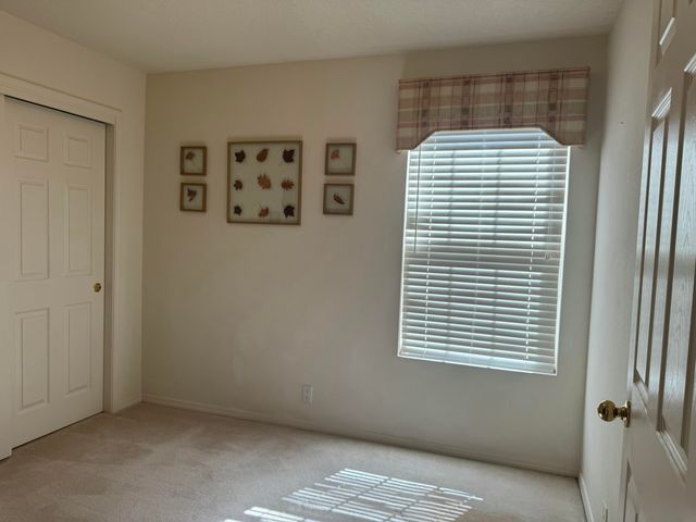 10300 Docena Place NW, Albuquerque, NM 87114