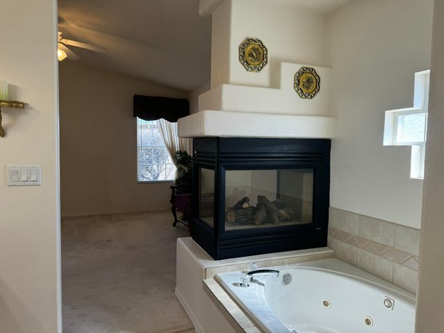 10300 Docena Place NW, Albuquerque, NM 87114