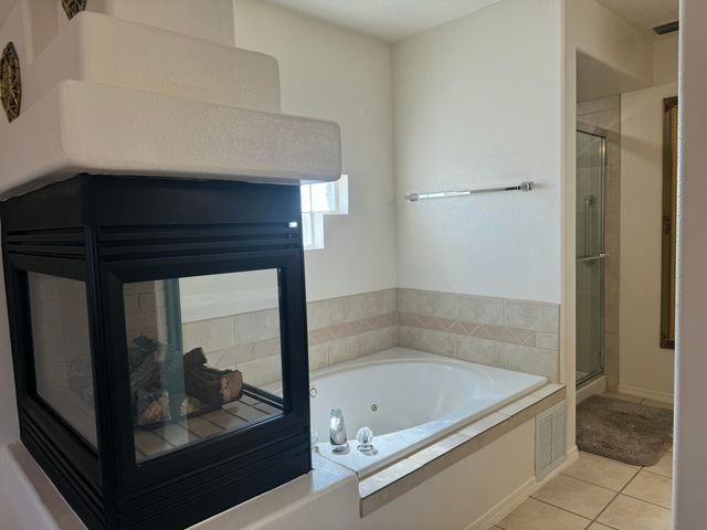 10300 Docena Place NW, Albuquerque, NM 87114