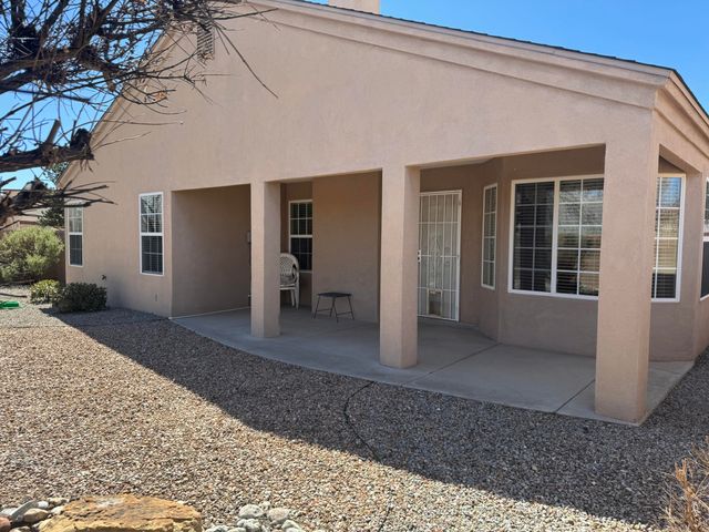 10300 Docena Place NW, Albuquerque, NM 87114