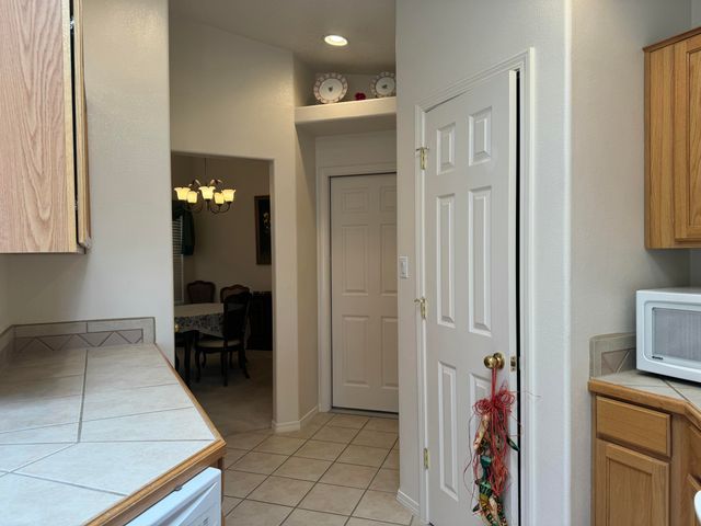 10300 Docena Place NW, Albuquerque, NM 87114