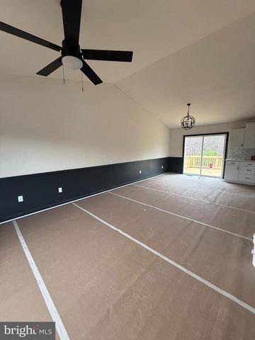 28264 MINE RUN RD, Rhoadesville, VA 22542