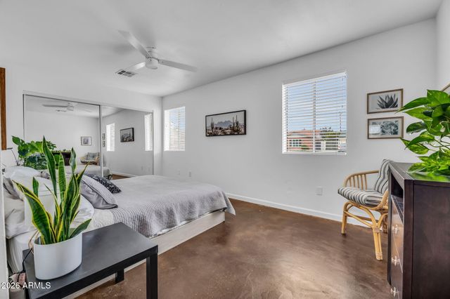 8335 E WELDON Avenue, Scottsdale, AZ 85251