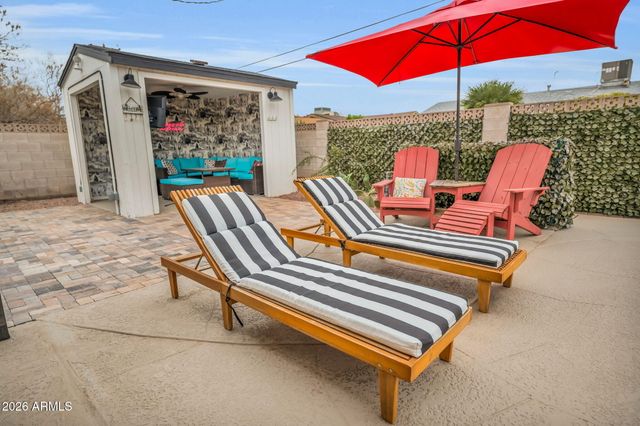 8335 E WELDON Avenue, Scottsdale, AZ 85251