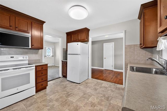 204 Sunshine Drive, Festus, MO 63028