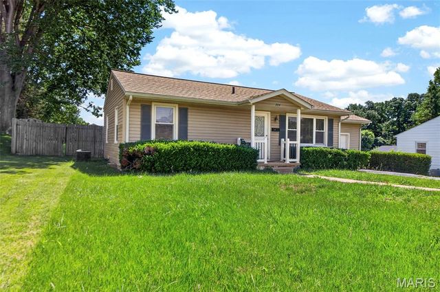 204 Sunshine Drive, Festus, MO 63028