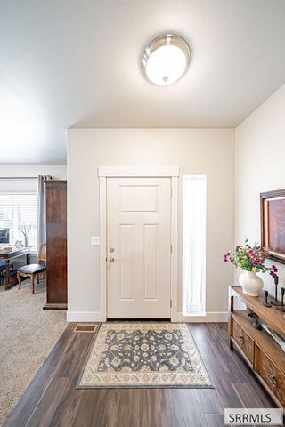 1876 Warm Springs Road, Idaho Falls, ID 83402