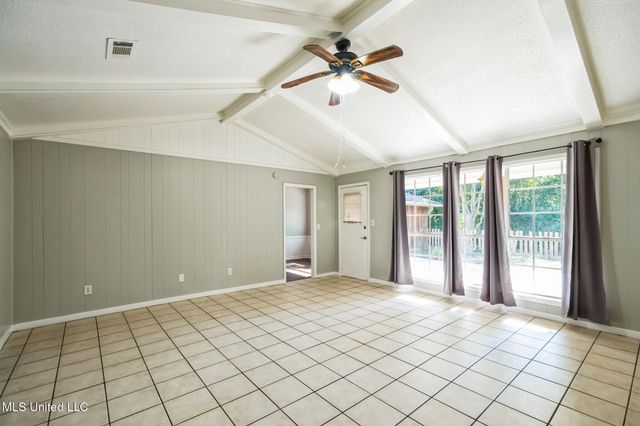 102 Friars Cove, Clinton, MS 39056