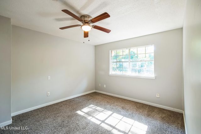 102 Friars Cove, Clinton, MS 39056