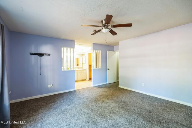 102 Friars Cove, Clinton, MS 39056