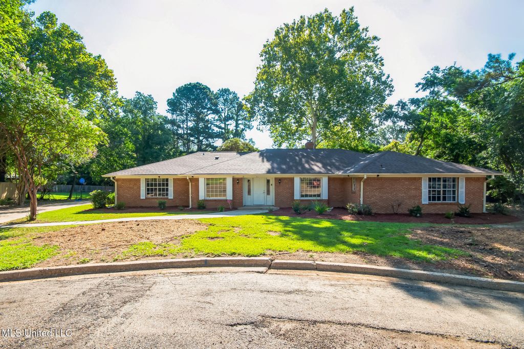 102 Friars Cove, Clinton, MS 39056