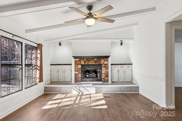 53 Woodscape Drive, Mills River, NC 28759