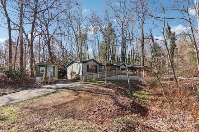 53 Woodscape Drive, Mills River, NC 28759