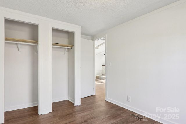 53 Woodscape Drive, Mills River, NC 28759