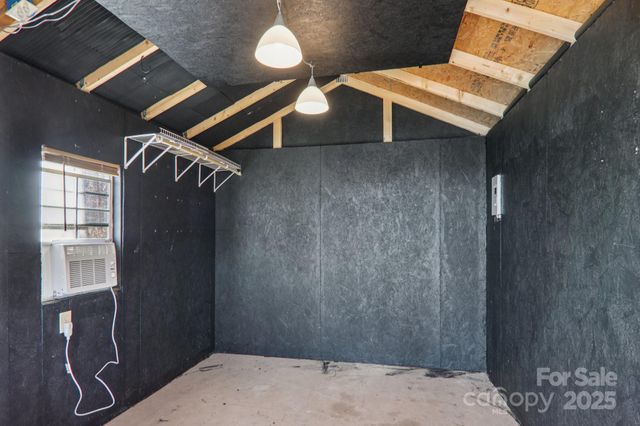 53 Woodscape Drive, Mills River, NC 28759