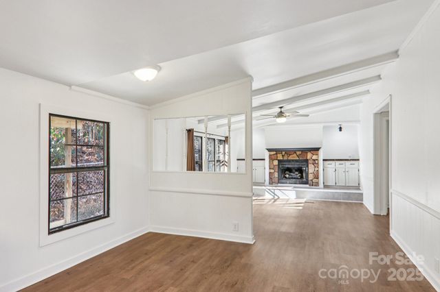 53 Woodscape Drive, Mills River, NC 28759