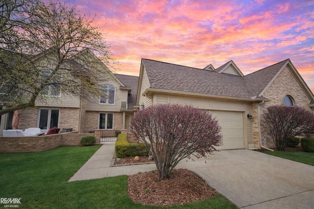 16890 SANDSTONE Circle, Macomb Twp, MI 48042