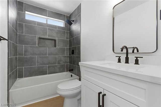 242 Kirk Avenue, Henderson, NV 89015