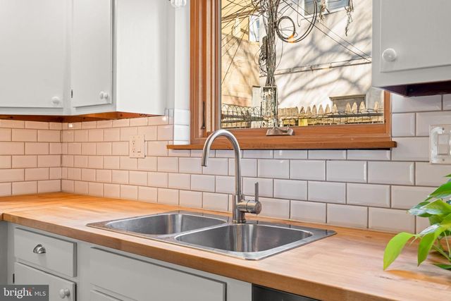 1607 S BEULAH ST, Philadelphia, PA 19148