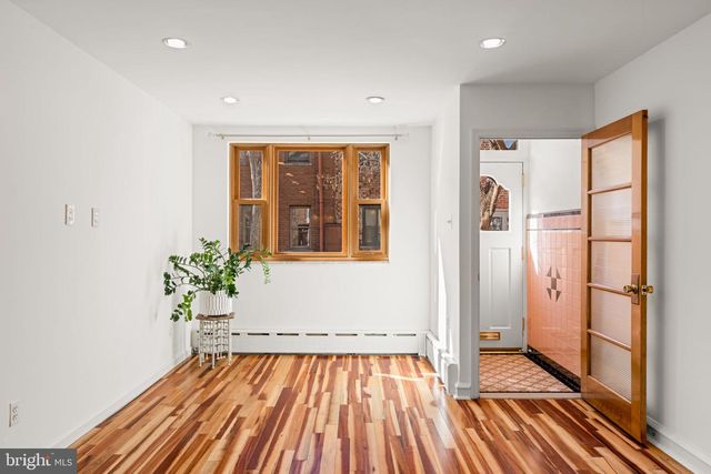 1607 S BEULAH ST, Philadelphia, PA 19148