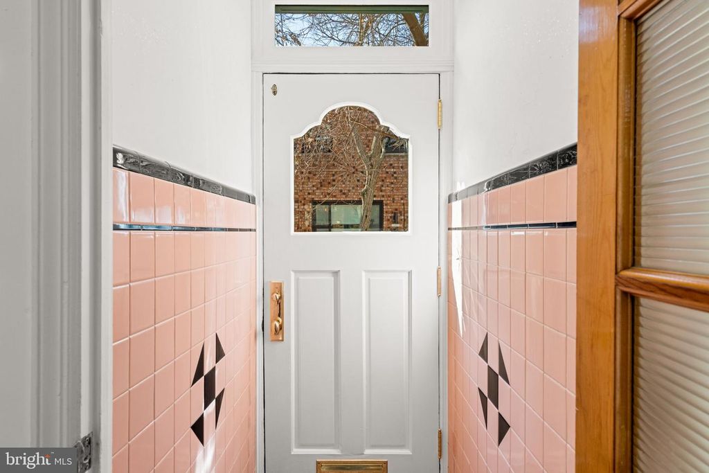 1607 S BEULAH ST, Philadelphia, PA 19148