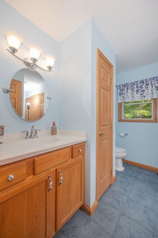 42 Lakeview Blvd, Plymouth, MA 02360