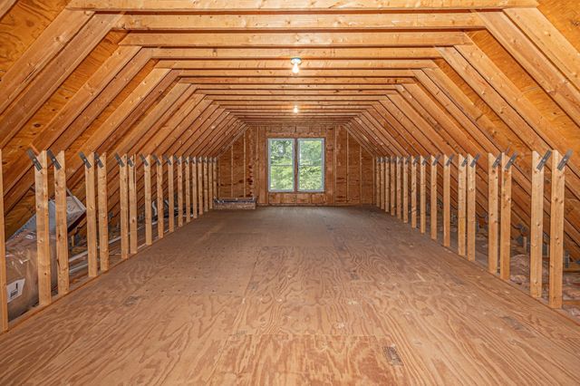 42 Lakeview Blvd, Plymouth, MA 02360