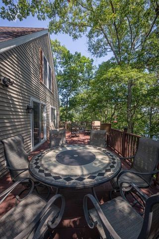 42 Lakeview Blvd, Plymouth, MA 02360